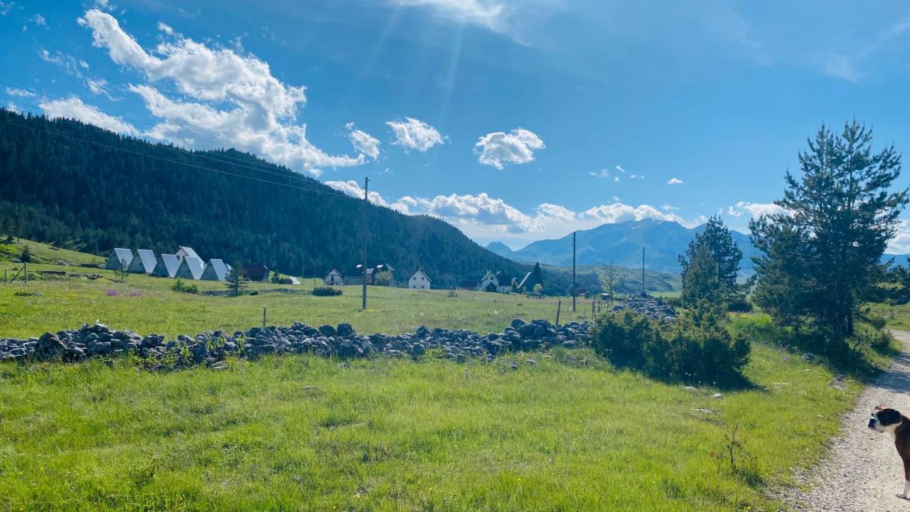 Eco Village Pavlovic Žabljak Esterno foto